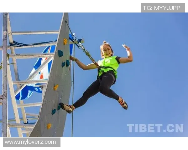 西安攀岩队的包夹战术解析与攀岩热点的深度剖析